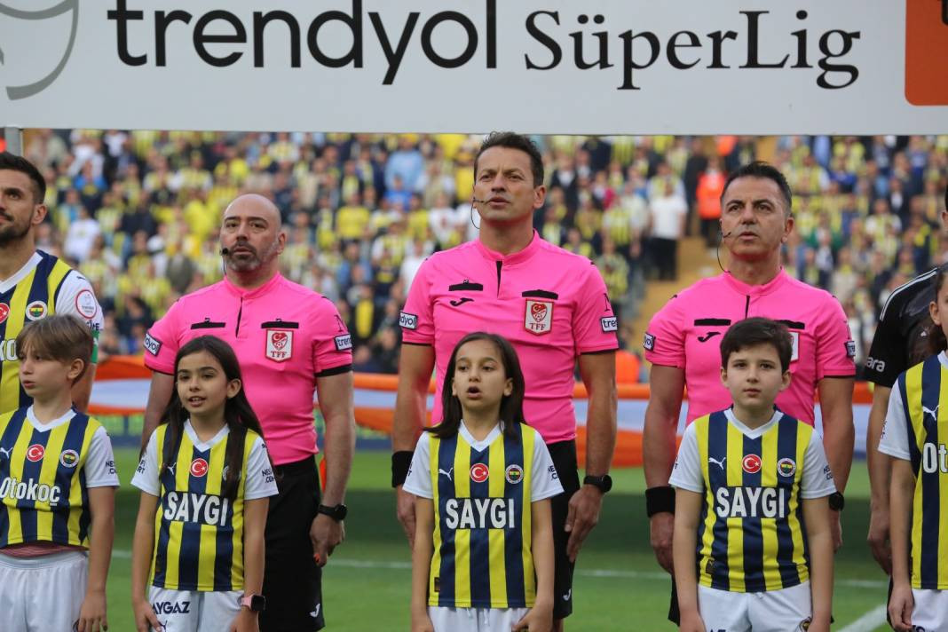 Fenerbahçe Beşiktaş derbisinde görülmemiş şey - Resim: 12